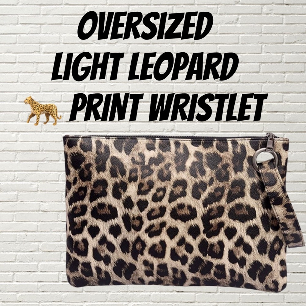 GORGEOUS OVERSIZED LEOPARD PRINT WRISTLET - Picture 3 of 10